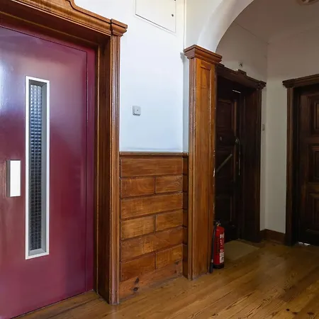 Apartament 2bdr With Full Kitchen On Avenida Da Liberdade Lizbona