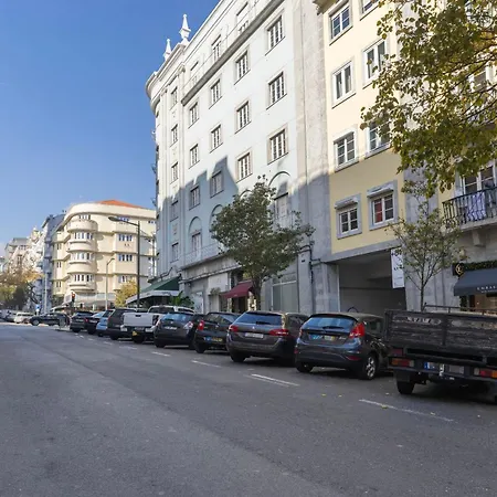 2bdr With Full Kitchen On Avenida Da Liberdade Appartamento