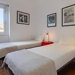 Apartament Liberdade Charming By Lovelystay